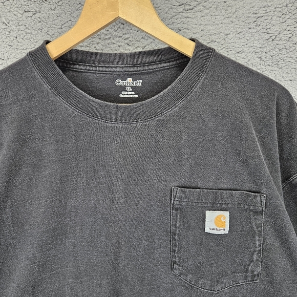 Vintage Carhartt Pocket T-Shirt Men's Size XL Short Sleeve Faded Black - Picture 2 of 7